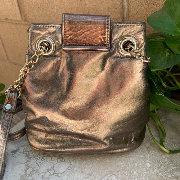 Vintage Bronze Metallic Gold Chain Crossbody Bag - Picture 5 of 10